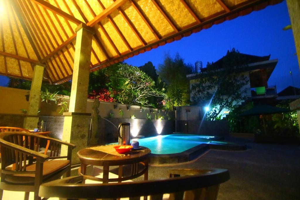 Adi Santia Bungalows Ubud  Exterior photo