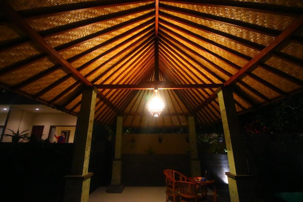Adi Santia Bungalows Ubud  Exterior photo